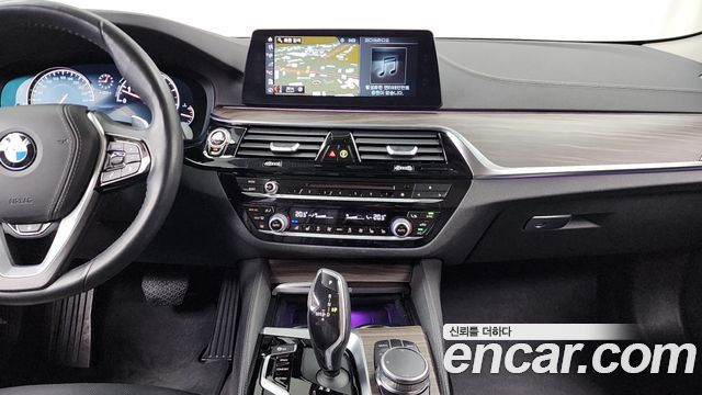 BMW 5-Series 530i Luxury Plus