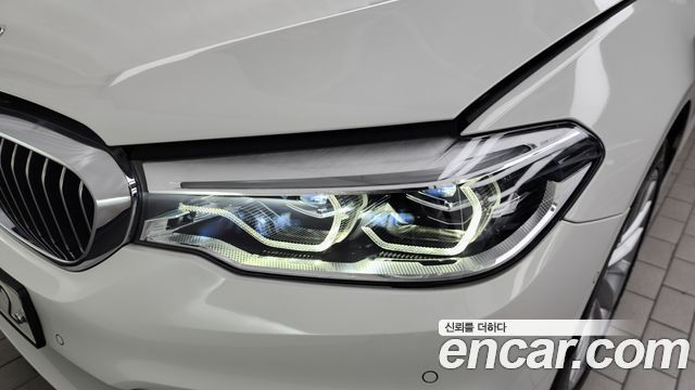 BMW 5-Series 530i Luxury Plus