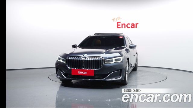 BMW 7-Series 740Li xDrive Design Pure Excellence