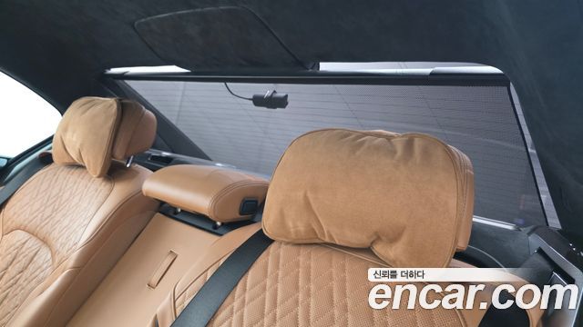 BMW 7-Series 740Li xDrive Design Pure Excellence