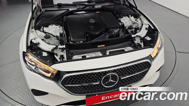 Mercedes-Benz E-Class E200 Avantgarde