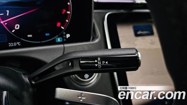 Mercedes-Benz E-Class E200 Avantgarde