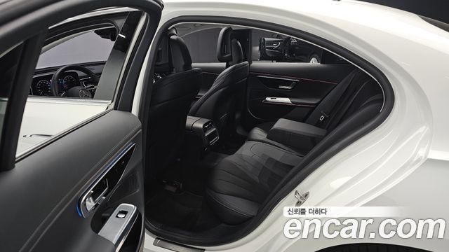 Mercedes-Benz E-Class E200 Avantgarde
