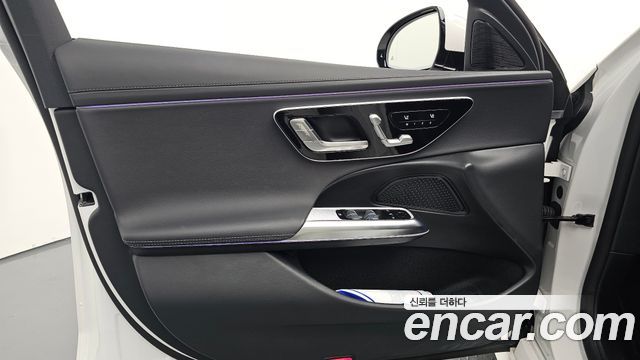 Mercedes-Benz E-Class E200 Avantgarde
