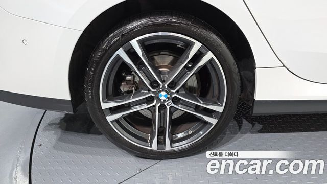 BMW 2-Series 220i M Sports