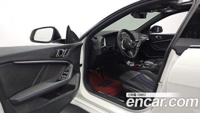 BMW 2-Series 220i M Sports
