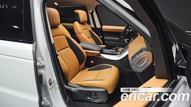 Land Rover Range Rover Sport 3.0 SDV6 HSE Dynamic