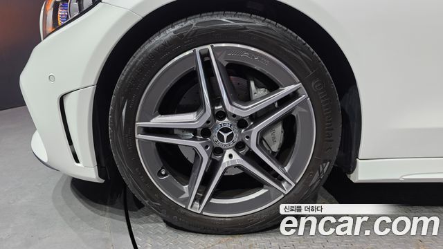 Mercedes-Benz C-Class C200 Coupe