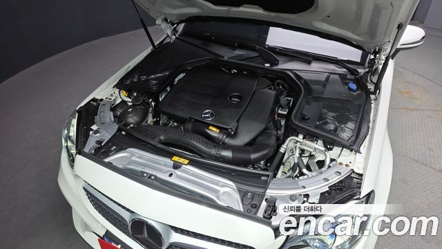 Mercedes-Benz C-Class C200 Coupe