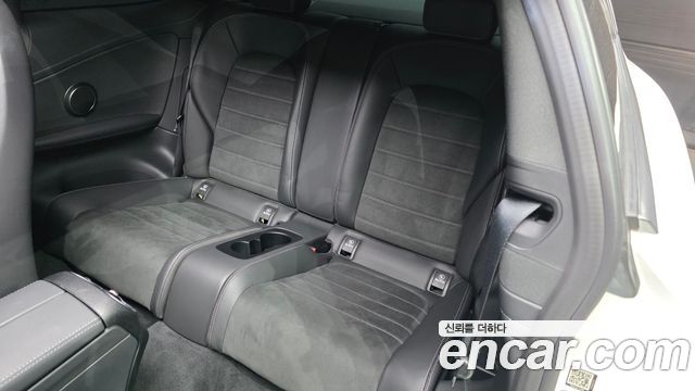 Mercedes-Benz C-Class C200 Coupe
