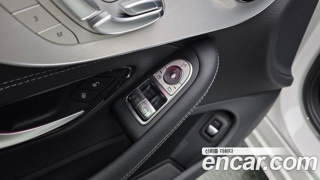Mercedes-Benz C-Class C200 Coupe