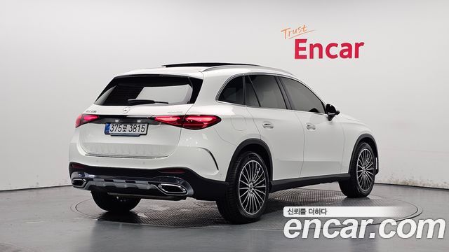 Mercedes-Benz GLC-Class GLC300 4MATIC AMG Line