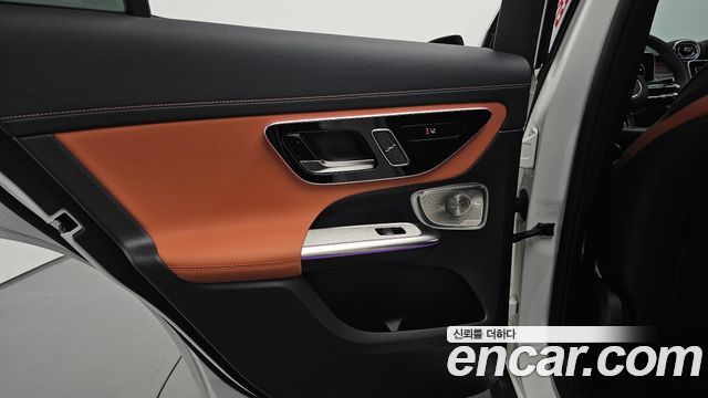 Mercedes-Benz GLC-Class GLC300 4MATIC AMG Line