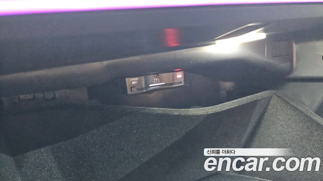 Mercedes-Benz GLC-Class GLC300 4MATIC AMG Line