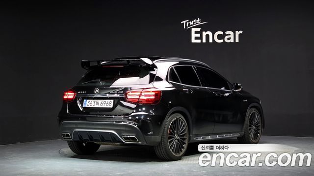 Mercedes-Benz GLA-Class GLA45 AMG 4MATIC
