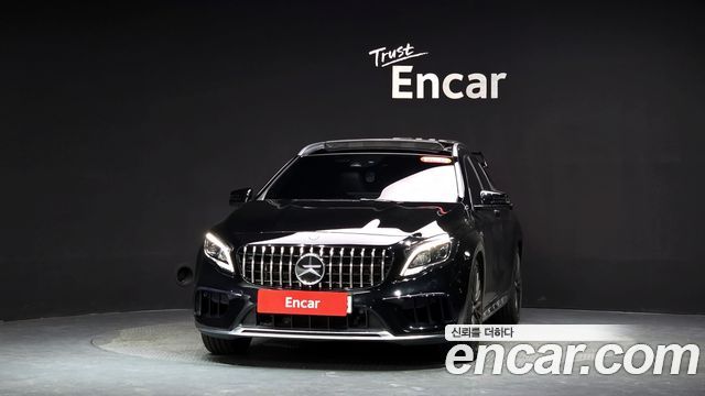Mercedes-Benz GLA-Class GLA45 AMG 4MATIC