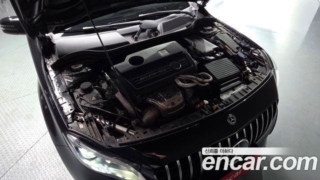 Mercedes-Benz GLA-Class GLA45 AMG 4MATIC