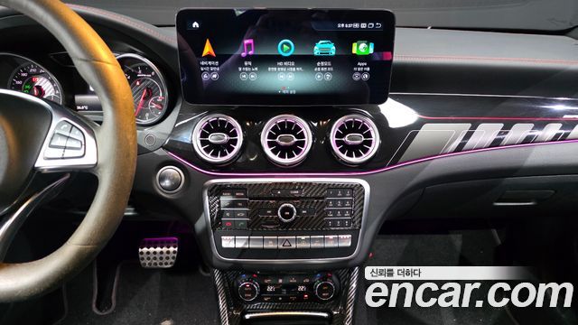 Mercedes-Benz GLA-Class GLA45 AMG 4MATIC