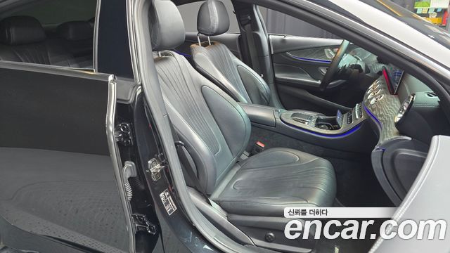 Mercedes-Benz CLS-Class CLS400d 4MATIC AMG Line