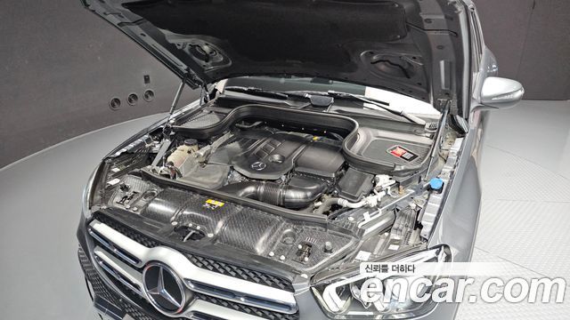 Mercedes-Benz GLE-Class GLE300d 4MATIC