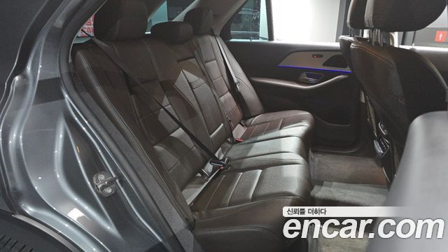 Mercedes-Benz GLE-Class GLE300d 4MATIC