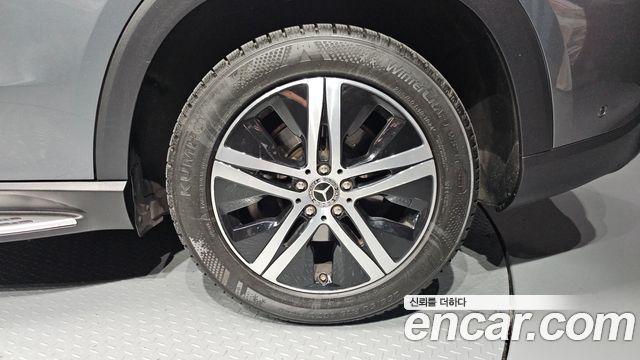 Mercedes-Benz GLE-Class GLE300d 4MATIC