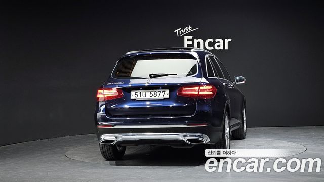 Mercedes-Benz GLC-Class GLC220 d 4MATIC