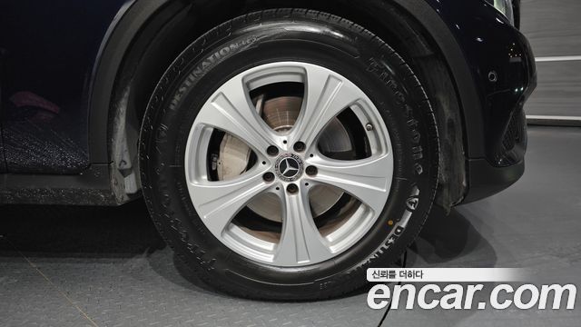 Mercedes-Benz GLC-Class GLC220 d 4MATIC