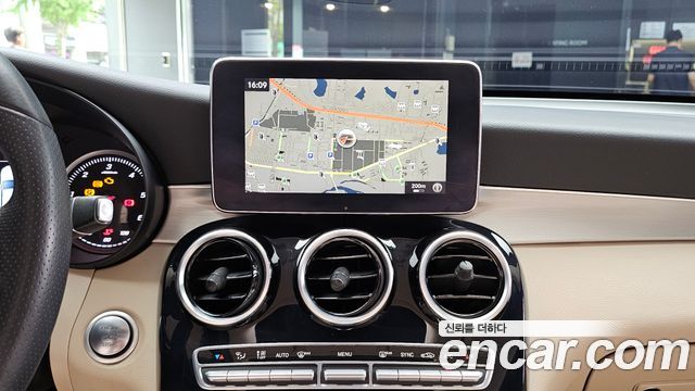 Mercedes-Benz GLC-Class GLC220 d 4MATIC