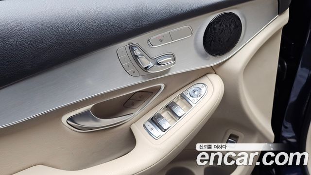 Mercedes-Benz GLC-Class GLC220 d 4MATIC