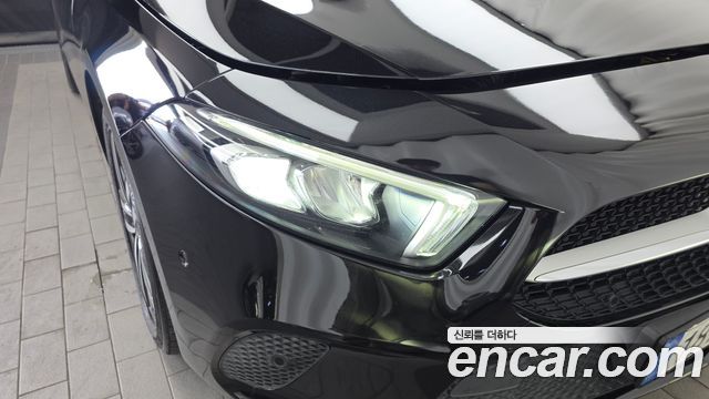 Mercedes-Benz A-Class A220 Hatchback