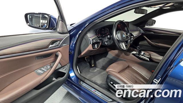 BMW 5-Series 530i xDrive M Sport Package