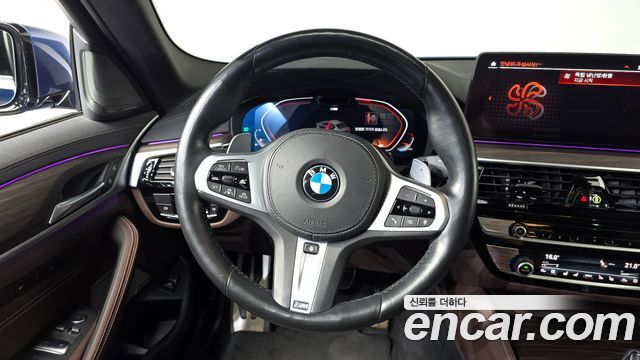 BMW 5-Series 530i xDrive M Sport Package