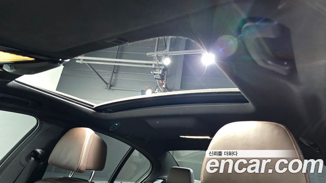 BMW 5-Series 530i xDrive M Sport Package