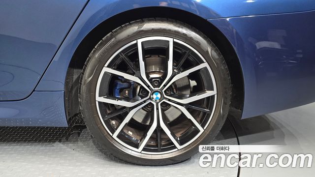 BMW 5-Series 530i xDrive M Sport Package