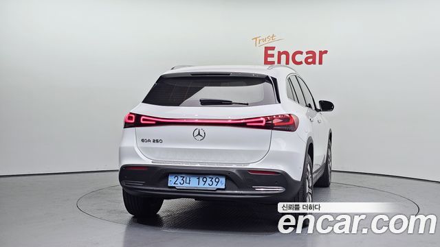 Mercedes-Benz EQA EQA250