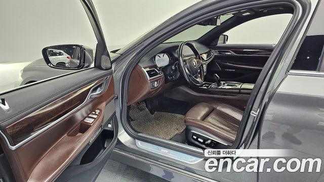 BMW 7-Series 730Ld xDrive