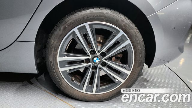 BMW 1-Series 120i Advantage
