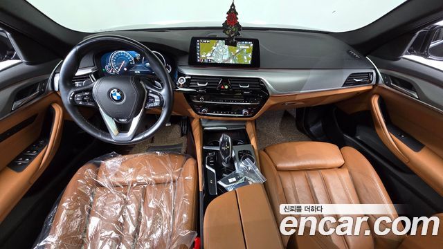 BMW 5-Series 520d M Sport package