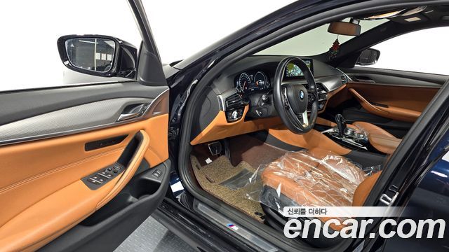 BMW 5-Series 520d M Sport package