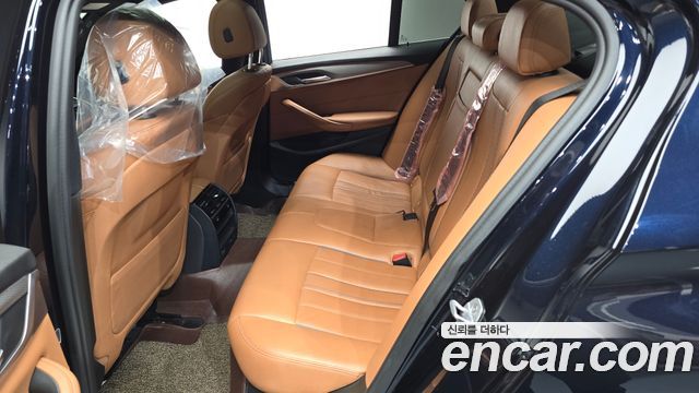BMW 5-Series 520d M Sport package