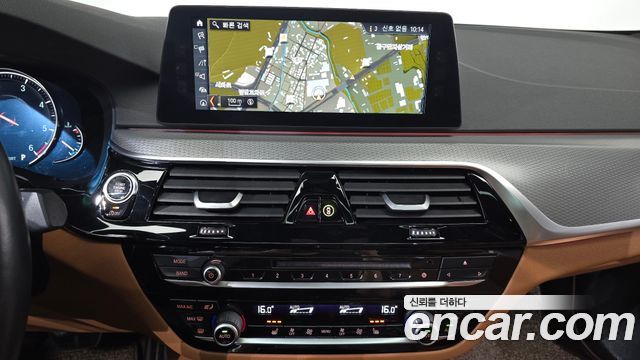 BMW 5-Series 520d M Sport package