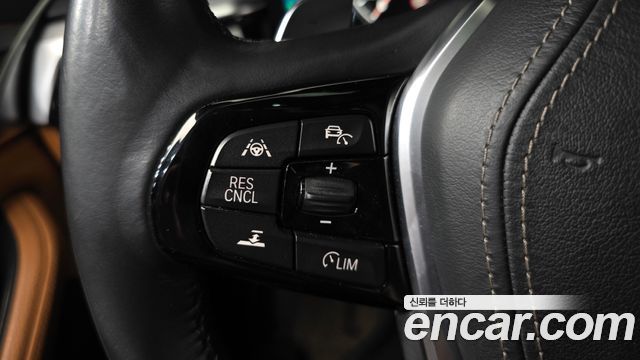 BMW 5-Series 520d M Sport package