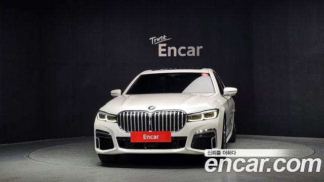 BMW 7-Series 740Li xDrive M Sport Package