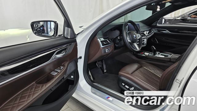 BMW 7-Series 740Li xDrive M Sport Package