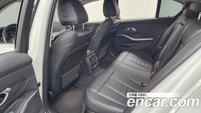 BMW 3-Series 320d Luxury