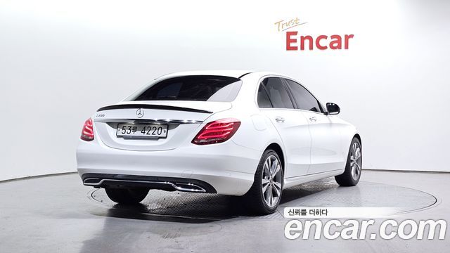 Mercedes-Benz C-Class C200 Avantgarde