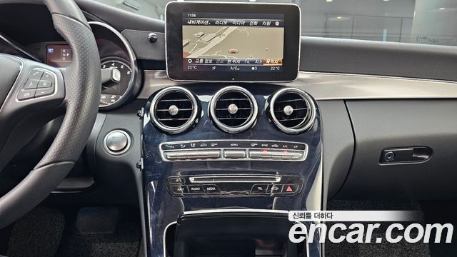 Mercedes-Benz C-Class C200 Avantgarde