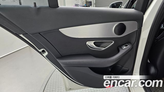 Mercedes-Benz C-Class C200 Avantgarde