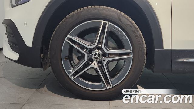 Mercedes-Benz GLB-Class GLB250 4MATIC